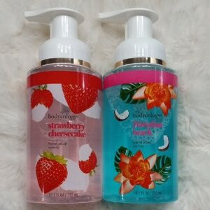 Bodycology Foaming Hand Soap - Strawberry Cheesecake (Pink)